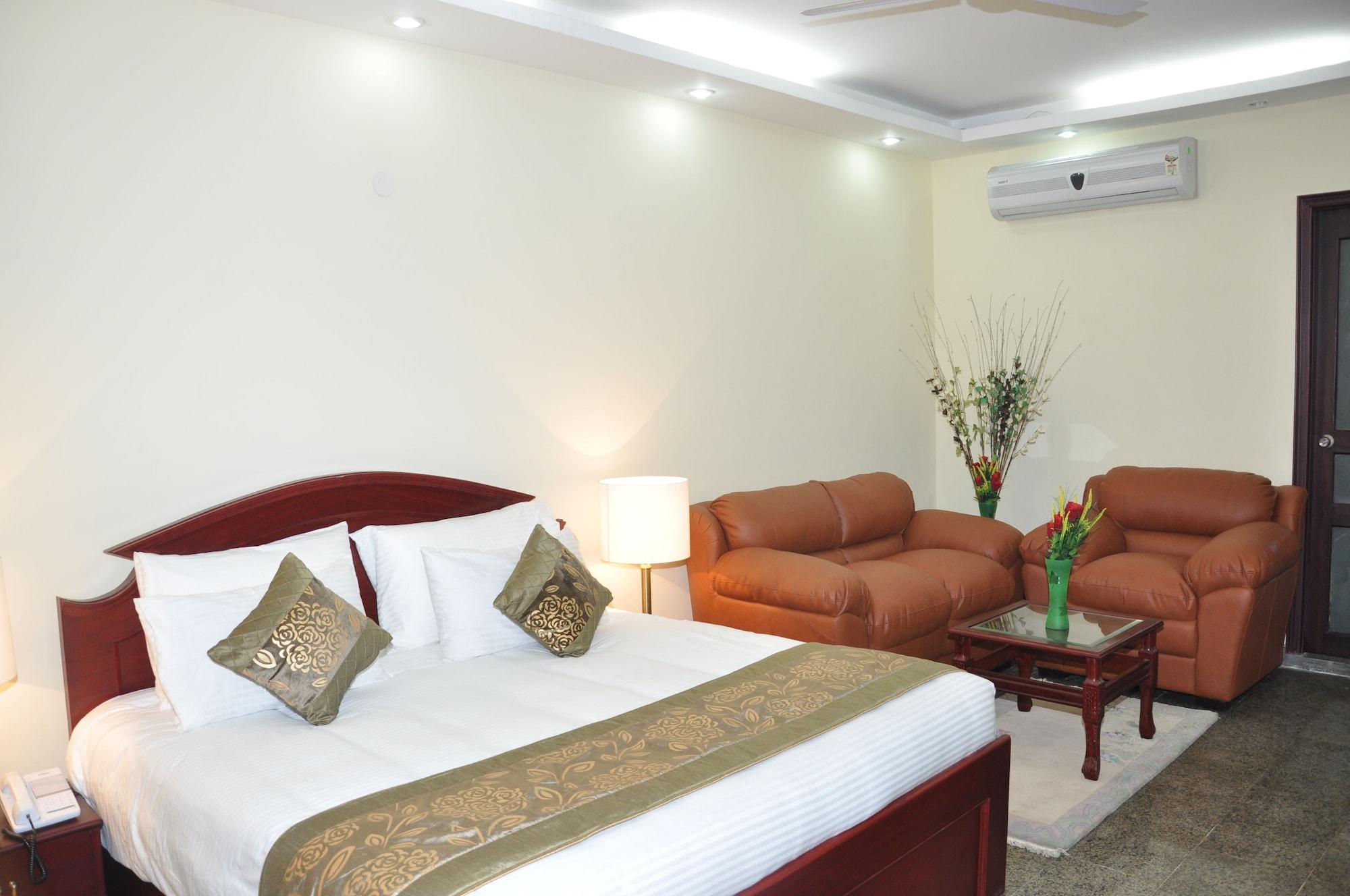 Oyo 367 Hotel Forest Green New Delhi Extérieur photo
