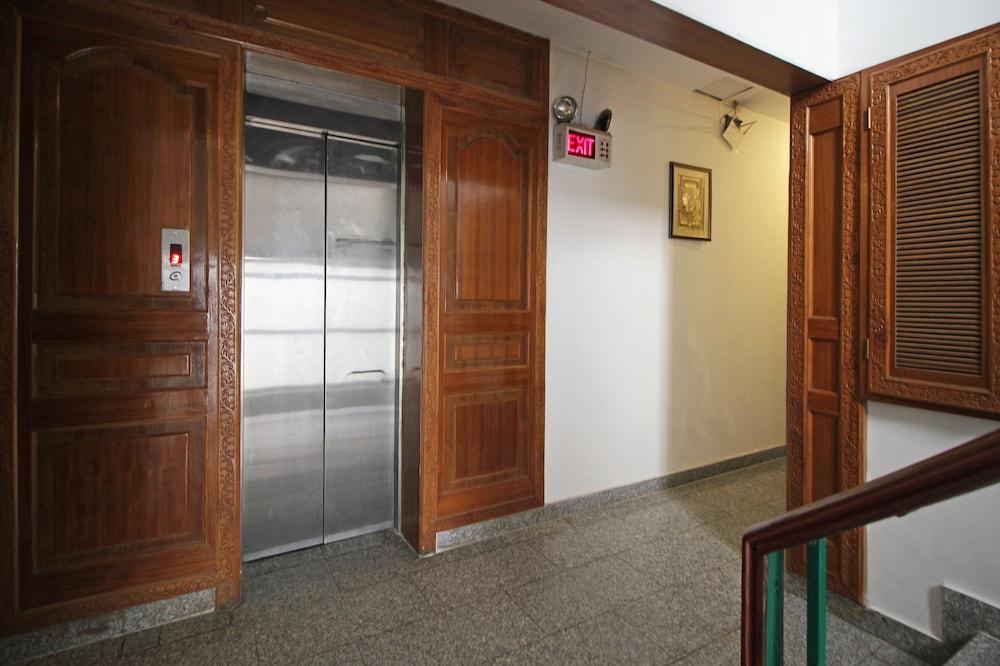 Oyo 367 Hotel Forest Green New Delhi Extérieur photo