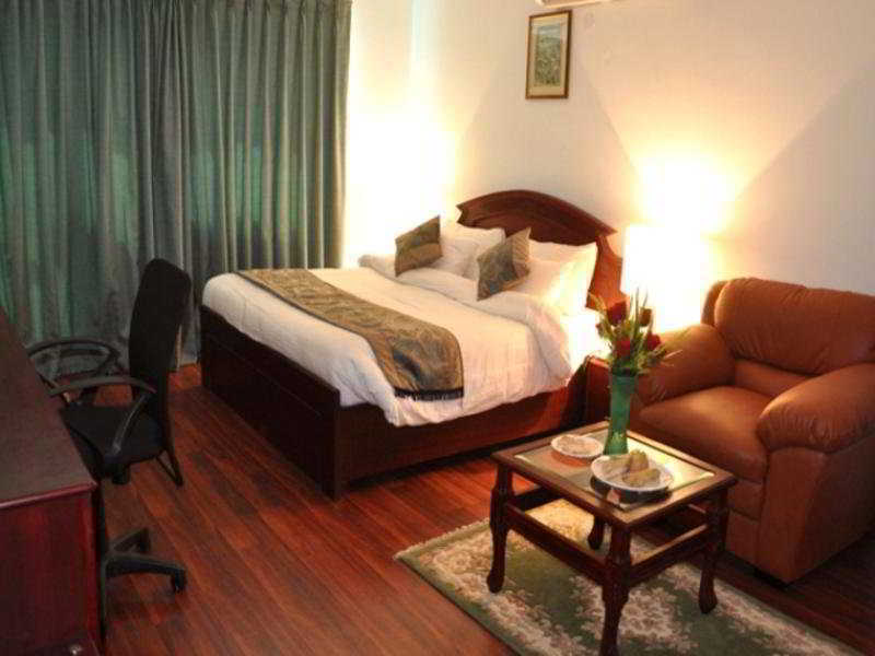Oyo 367 Hotel Forest Green New Delhi Extérieur photo