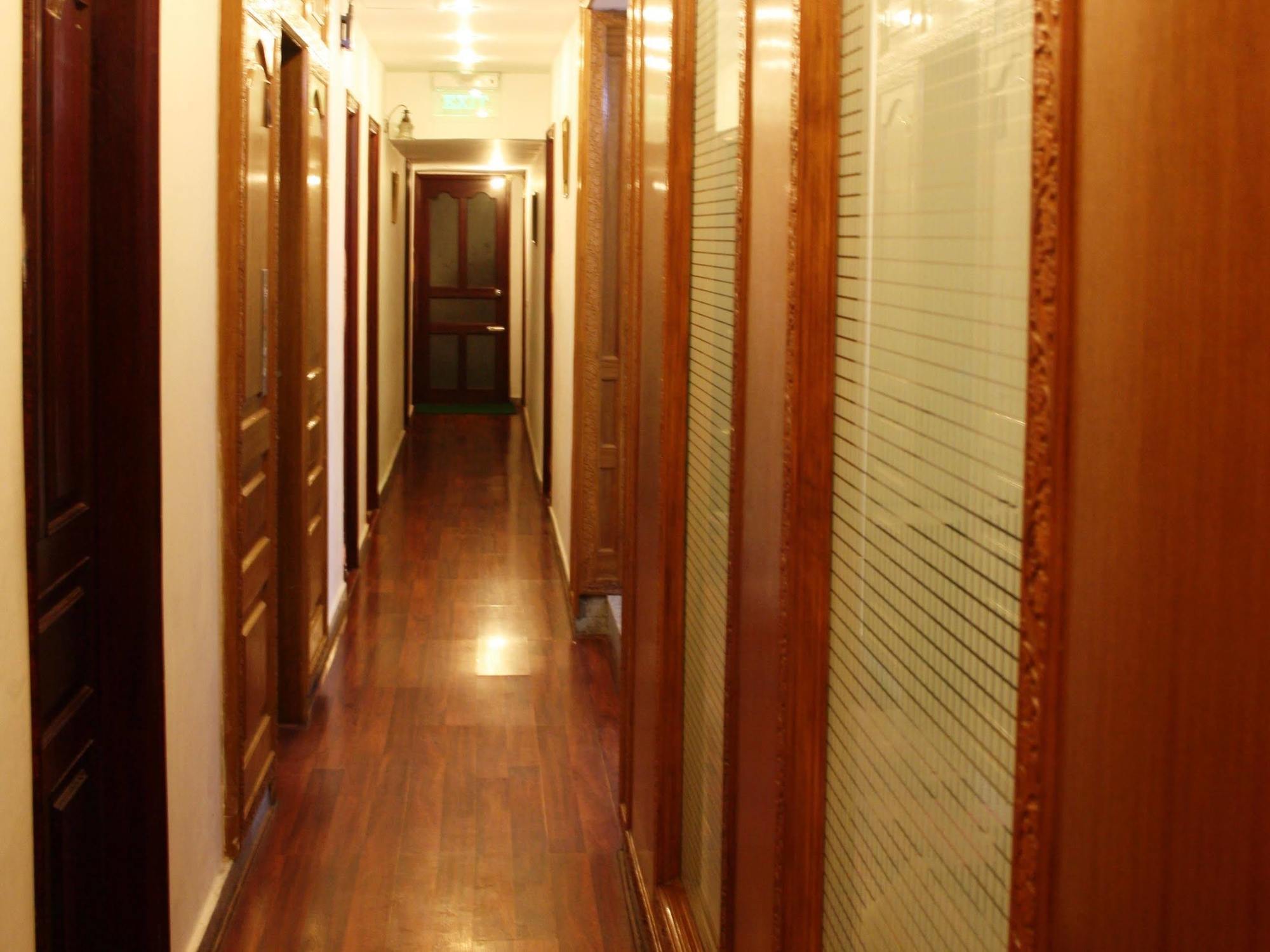 Oyo 367 Hotel Forest Green New Delhi Extérieur photo